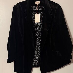 Skies Are Blue Black Velvet Women's Blazer